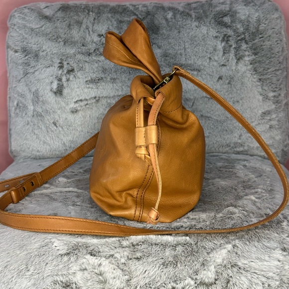 ✨2X Host pick✨Madewell Mini The Piazza Leather Crossbody Bag - Picture 5 of 14